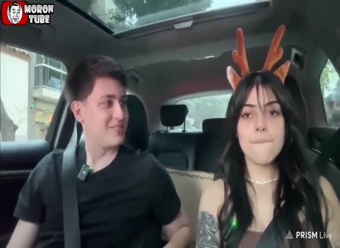 Video :stealing during a live performance from a Buenos Aires livestream